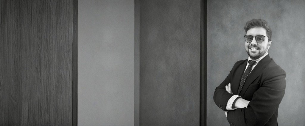 Jorge Pérez Oliva, abogado penalista especializado en defensa técnica y derecho penitenciario en Salamanca y Madrid con actuación nacional.